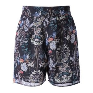 Black Botanical Floral High-Waisted Pleated Shorts